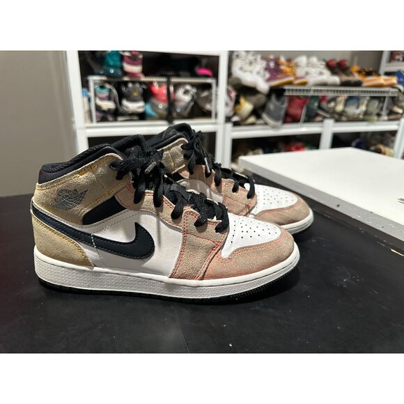 Nike Jordan 1 Mid SE Flight Club GS 2023 (DX4365-800) Size 4.5Y/W6 - Picture 1 of 8
